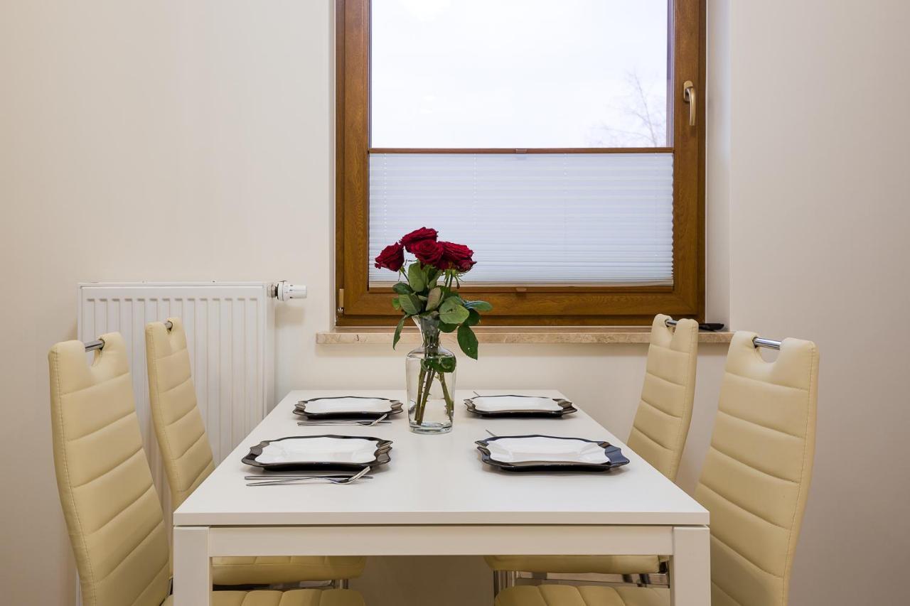 Dream&Travel Apartments คราคูฟ ภายนอก รูปภาพ